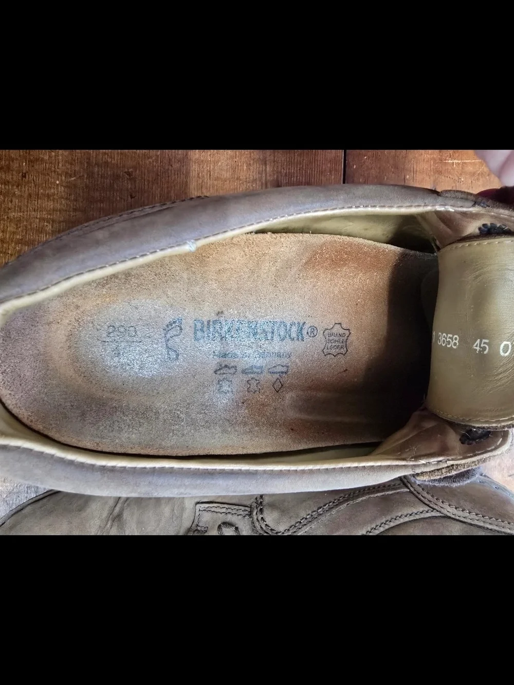 Birkenstock Men's Chukka Suede Boots in Light Brown
